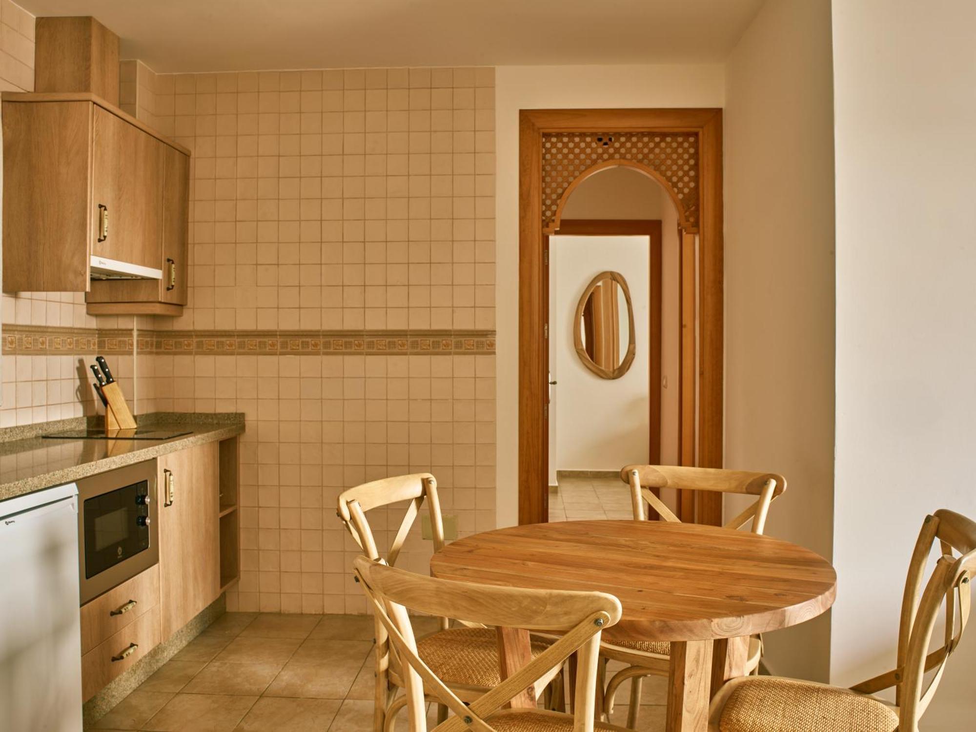 Apartamentos Turisticos Casa De La Borrega Estepona Kültér fotó