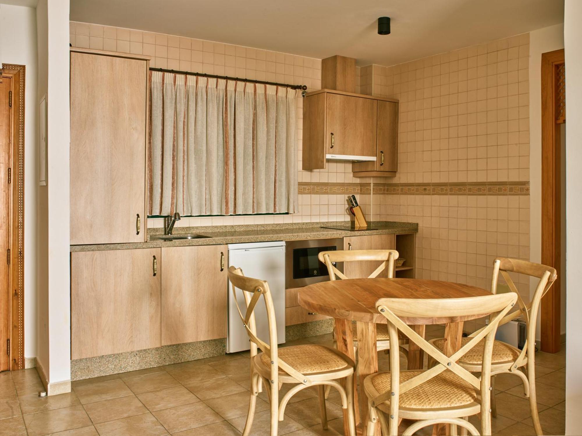 Apartamentos Turisticos Casa De La Borrega Estepona Kültér fotó